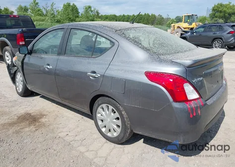 2017 Nissan Versa 1.6 Sv z USA, uszkodzony, nr VIN 3N1CN7AP4HL856406